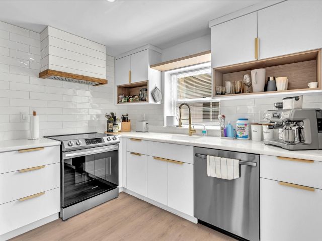 Продажа дома по адресу 1617 NW 7th Avenue - фото 6045322