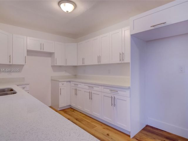 Продажа дома по адресу 21440 N Miami Ave - фото 6043567