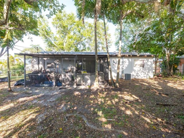 Продажа дома по адресу 21440 N Miami Ave - фото 6043579