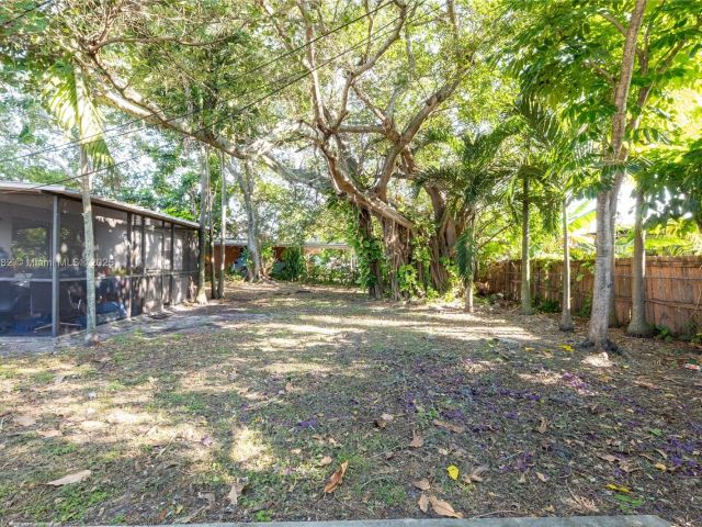 Продажа дома по адресу 21440 N Miami Ave - фото 6043581