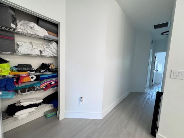 Продажа дома по адресу 10409 NW 61st Ln - фото 6048566