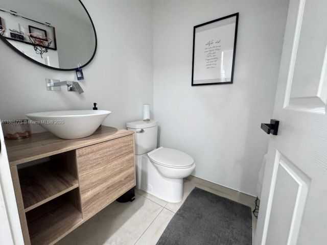 Продажа дома по адресу 10409 NW 61st Ln - фото 6048572