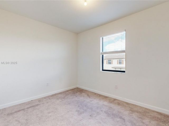 Продажа дома по адресу 10004 SW 231 LN - фото 6044288