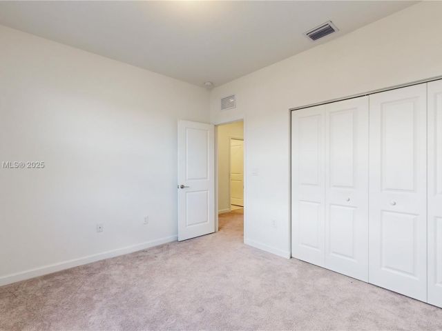 Продажа дома по адресу 10004 SW 231 LN - фото 6044289