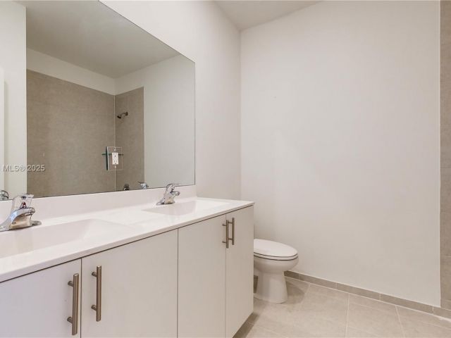 Продажа дома по адресу 10004 SW 231 LN - фото 7434153