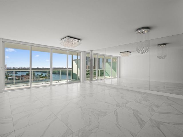 Продажа квартиры #1005 - фото 6045913