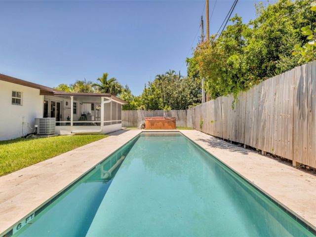 Продажа дома по адресу 3213 Dover Rd - фото 6046881