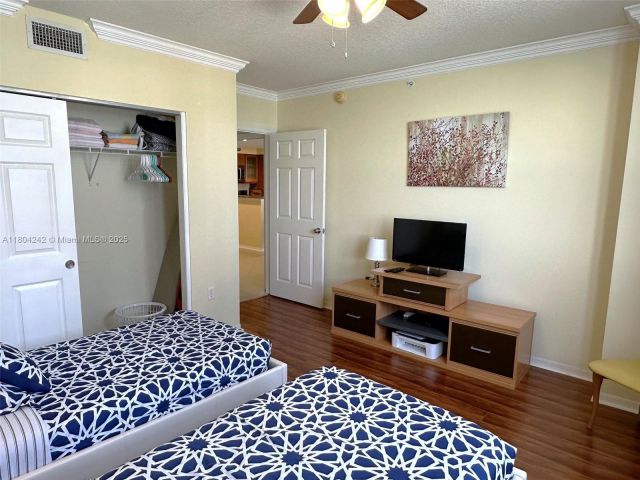 Квартира в аренду номер1606 - фото 6046005