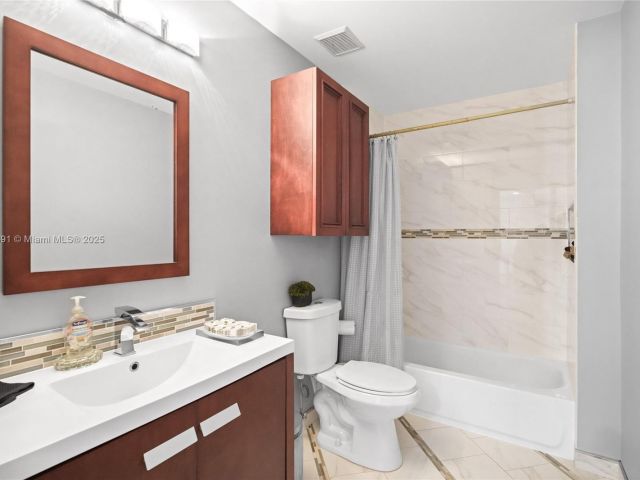 Продажа дома по адресу 1282 Grant Ct - фото 6086921