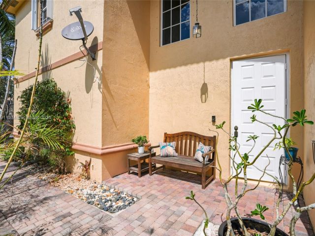 Продажа дома по адресу 1282 Grant Ct - фото 6086929