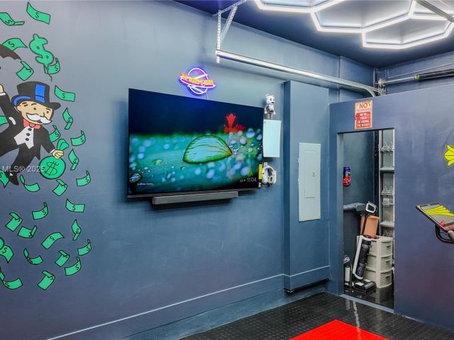 Продажа дома по адресу 7221 NW 103rd Path - фото 6045436