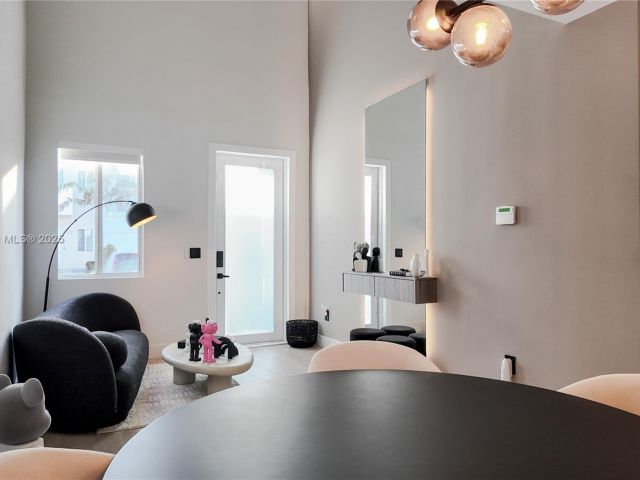 Продажа дома по адресу 7221 NW 103rd Path - фото 6045444