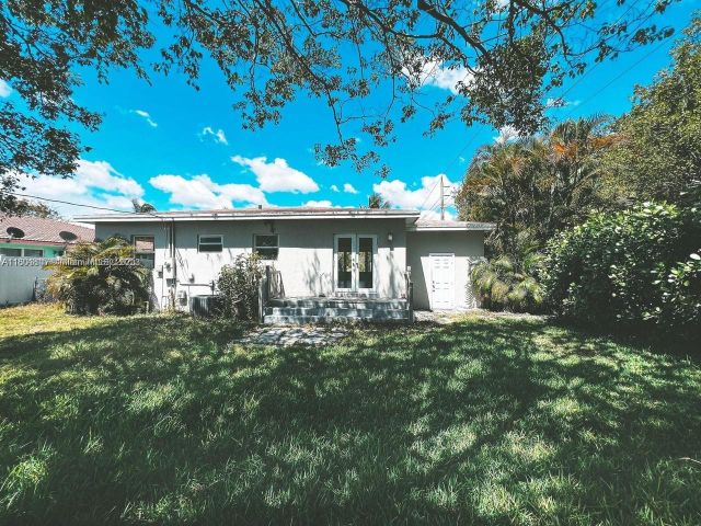 Продажа дома по адресу 1231 N 16th Ct - фото 6045581