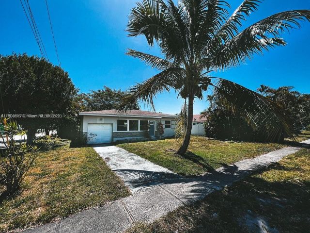 Продажа дома по адресу 1231 N 16th Ct - фото 6045582