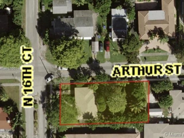 Продажа дома по адресу 1231 N 16th Ct - фото 6045587