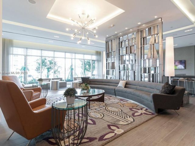 Продажа квартиры #403 - фото 6046324