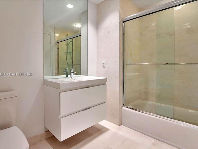 Продажа квартиры #403 - фото 6046331