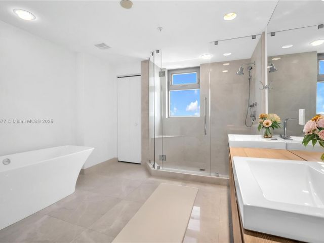 Продажа квартиры #1108 - фото 6098509