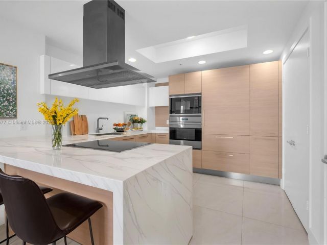 Продажа квартиры #1108 - фото 6098518