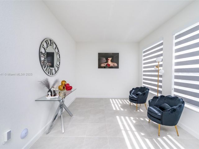 Продажа дома по адресу 26480 SW 148th Ct 26480 - фото 6048719