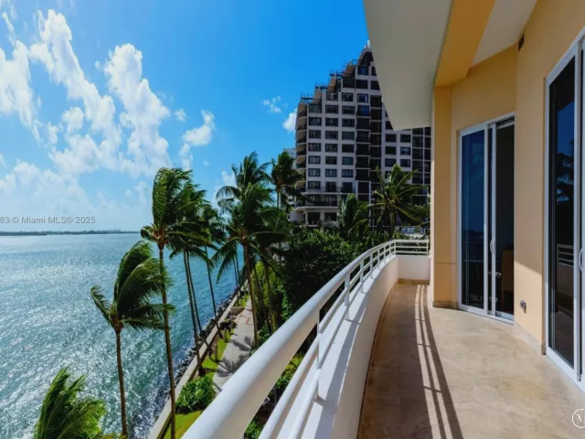 Продажа квартиры #404 - фото 6869257