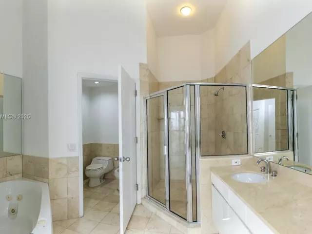 Продажа квартиры #404 - фото 6869242