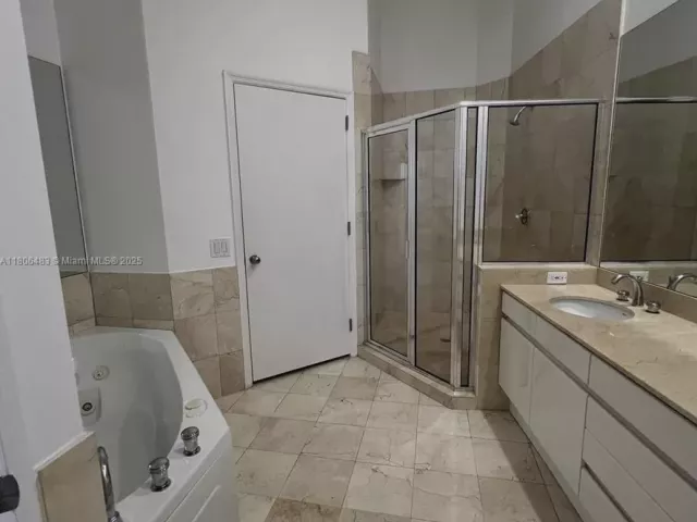 Продажа квартиры #404 - фото 6869243