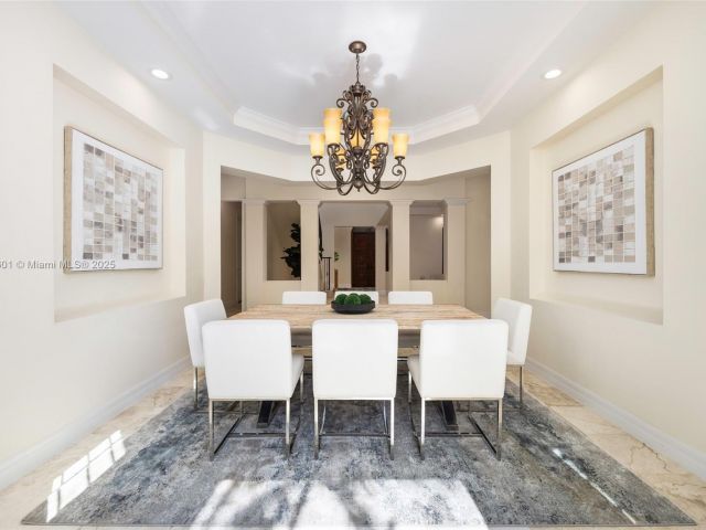 Продажа дома по адресу 7250 Erwin Rd - фото 6221053