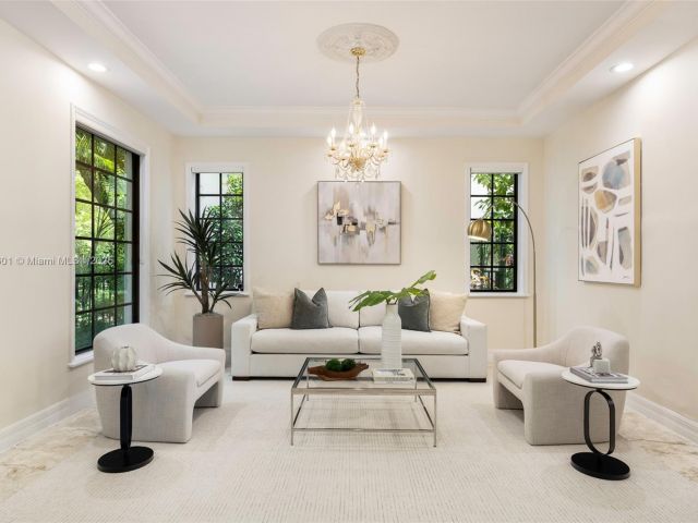 Продажа дома по адресу 7250 Erwin Rd - фото 6221055