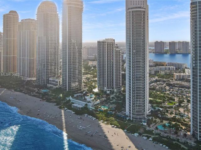 Продажа квартиры #2605 - фото 6049210