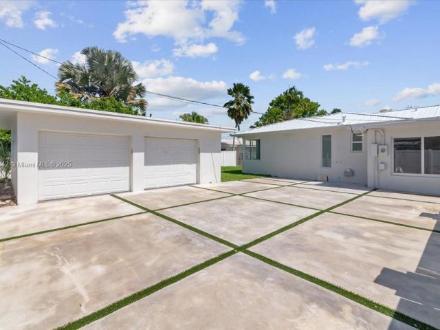 Продажа дома по адресу 1459 Jefferson St - фото 6049335