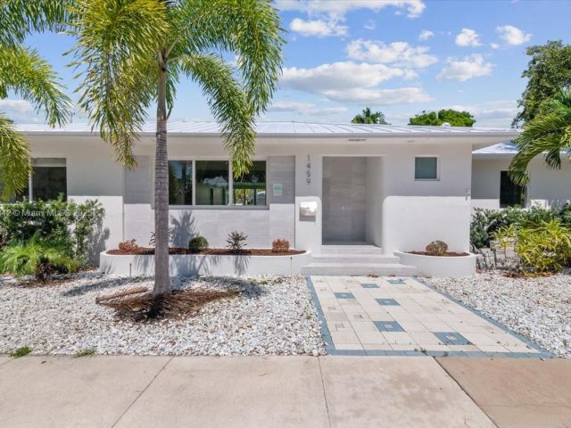 Продажа дома по адресу 1459 Jefferson St - фото 6049351