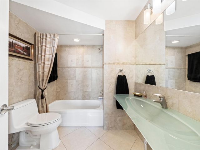 Продажа квартиры #1103 - фото 6052647