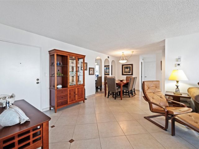 Продажа квартиры #1103 - фото 6052654