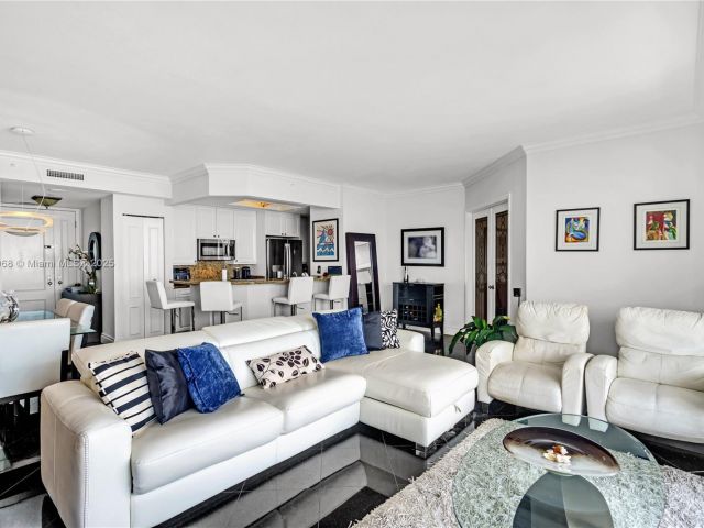 Продажа квартиры #3803 - фото 6052044