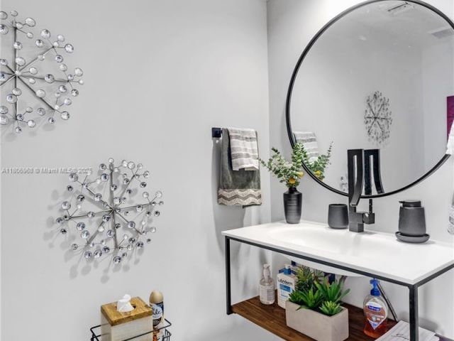 Продажа квартиры #3803 - фото 6052047