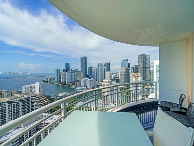 Продажа квартиры #3803 - фото 6052055