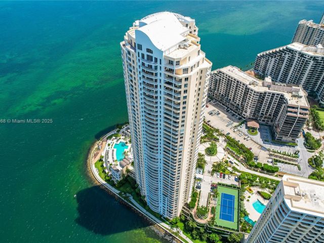 Продажа квартиры #3803 - фото 6052058