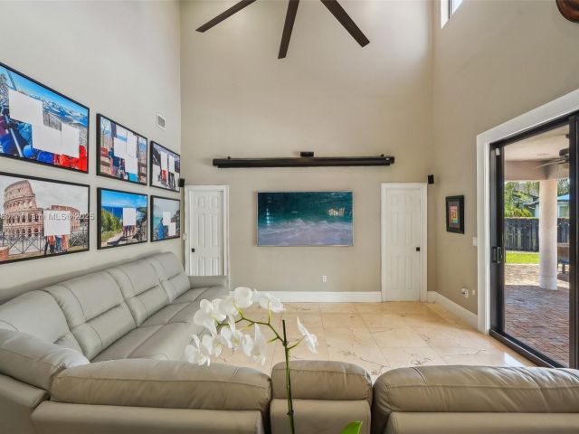 Продажа дома по адресу 11898 SW 74th Ter - фото 6077689