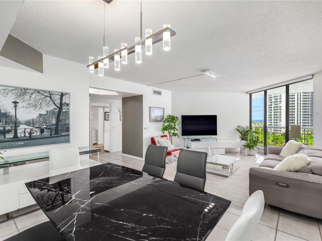 Продажа квартиры #1005 - фото 6054217