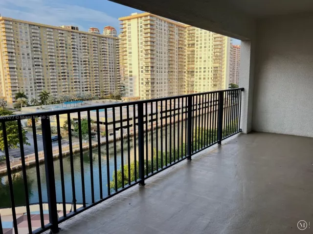 Продажа квартиры #2814 - фото 6097459