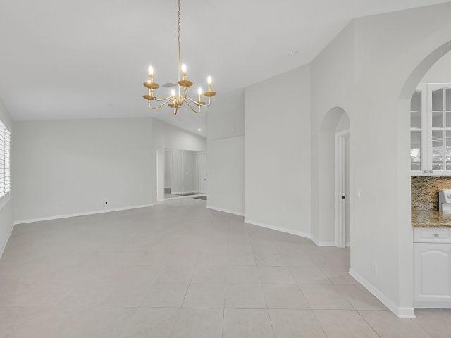 Продажа дома по адресу 7075 Via Genova - фото 6057763