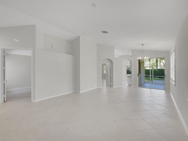 Продажа дома по адресу 7075 Via Genova - фото 6057765