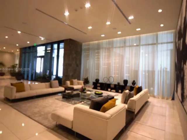 Продажа квартиры #2607 - фото 6332319