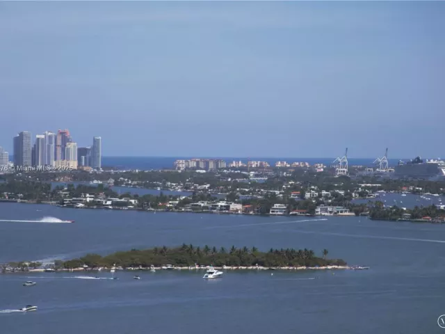 Продажа квартиры #2607 - фото 6069362