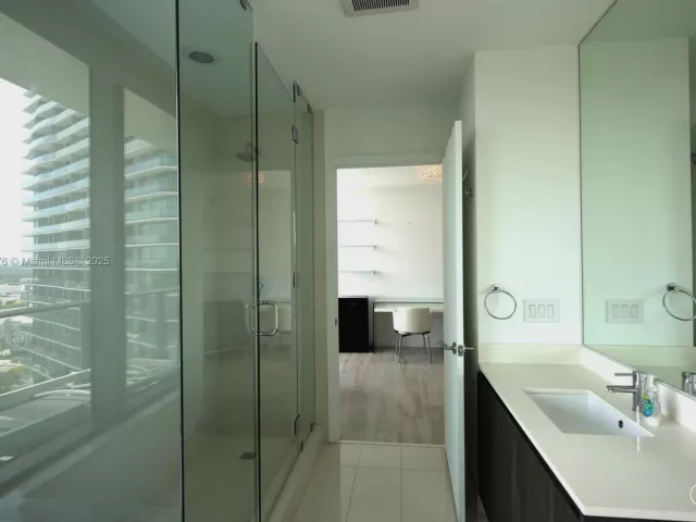 Продажа квартиры #2607 - фото 6069366