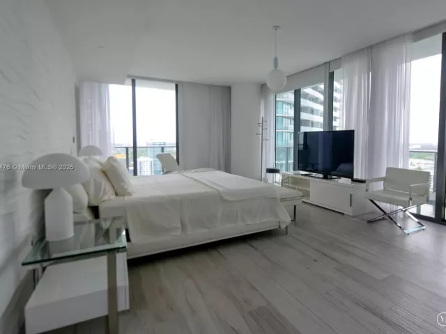 Продажа квартиры #2607 - фото 6175878