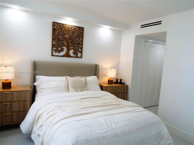 Продажа квартиры #1619 - фото 6053241