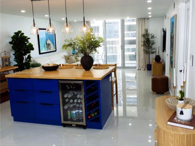 Продажа квартиры #1619 - фото 6053254