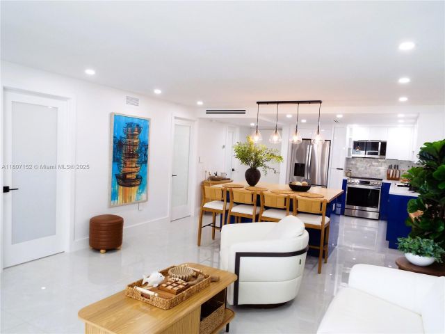 Продажа квартиры #1619 - фото 6053258